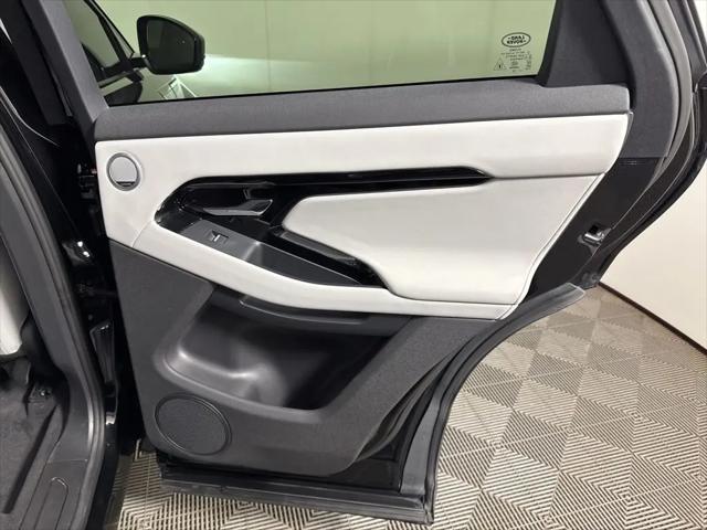 2025 Land Rover Range Rover Evoque Core S