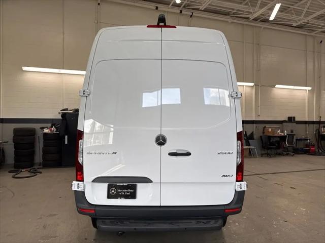 2026 Mercedes-Benz Sprinter 2500 Standard Roof 4-Cyl Diesel HO