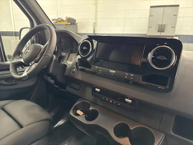 2026 Mercedes-Benz Sprinter 2500 Standard Roof 4-Cyl Diesel HO