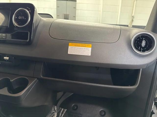 2026 Mercedes-Benz Sprinter 2500 Standard Roof 4-Cyl Diesel HO
