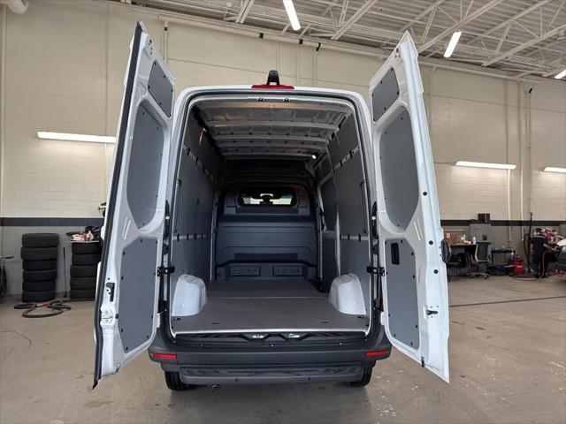 2026 Mercedes-Benz Sprinter 2500 Standard Roof 4-Cyl Diesel HO