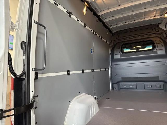 2026 Mercedes-Benz Sprinter 2500 Standard Roof 4-Cyl Diesel HO