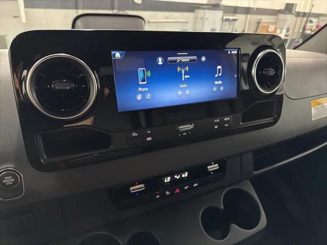 2026 Mercedes-Benz Sprinter 2500 Standard Roof 4-Cyl Diesel HO