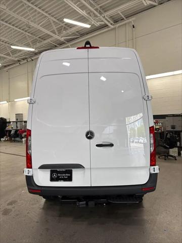 2026 Mercedes-Benz Sprinter 2500 Standard Roof 4-Cyl Diesel