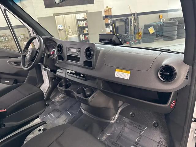 2026 Mercedes-Benz Sprinter 2500 Standard Roof 4-Cyl Diesel