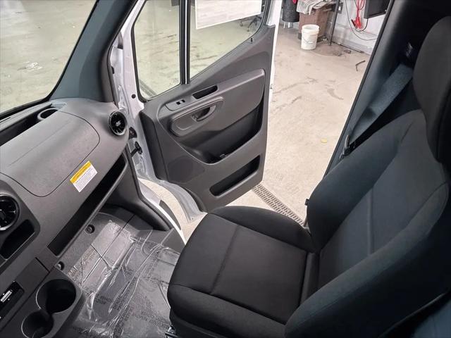 2026 Mercedes-Benz Sprinter 2500 Standard Roof 4-Cyl Diesel