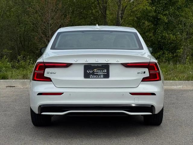 2024 Volvo S60 B5 Plus Dark Theme