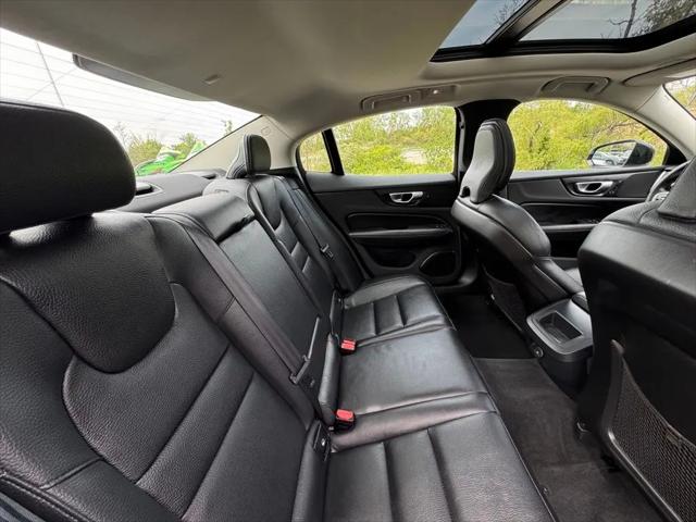 2024 Volvo S60 B5 Plus Dark Theme