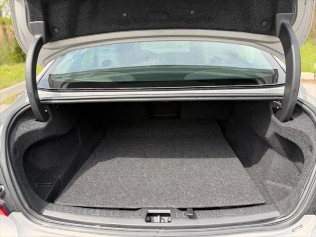 2024 Volvo S60 B5 Plus Dark Theme