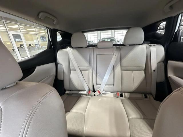 2022 Nissan Rogue Sport SL AWD Xtronic CVT