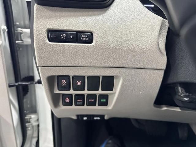 2022 Nissan Rogue Sport SL AWD Xtronic CVT