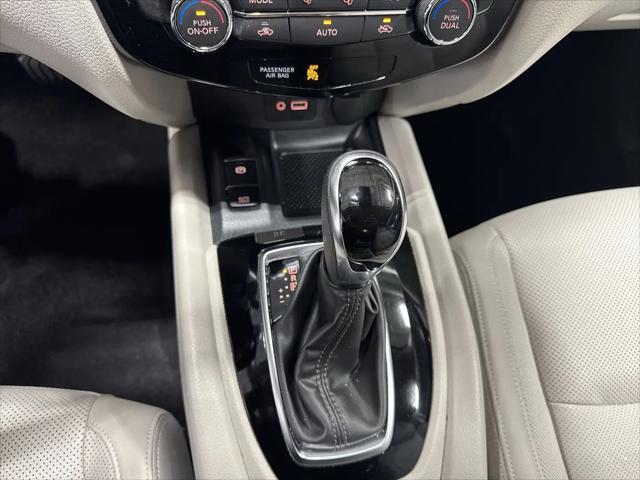 2022 Nissan Rogue Sport SL AWD Xtronic CVT