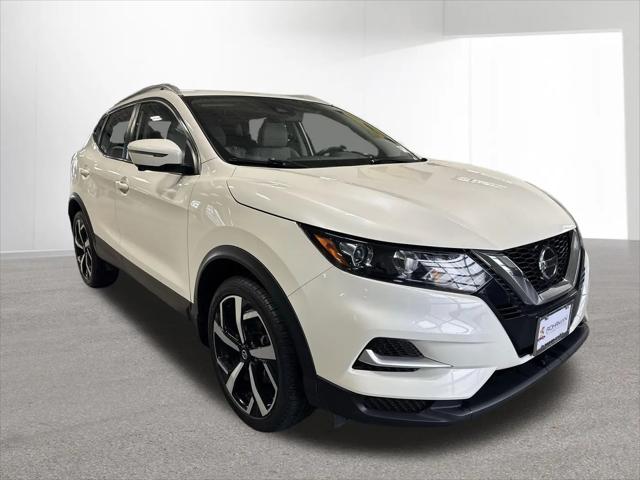 2022 Nissan Rogue Sport SL AWD Xtronic CVT