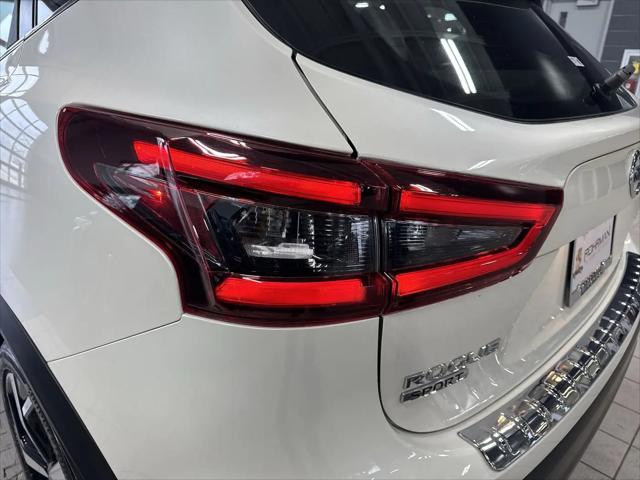 2022 Nissan Rogue Sport SL AWD Xtronic CVT