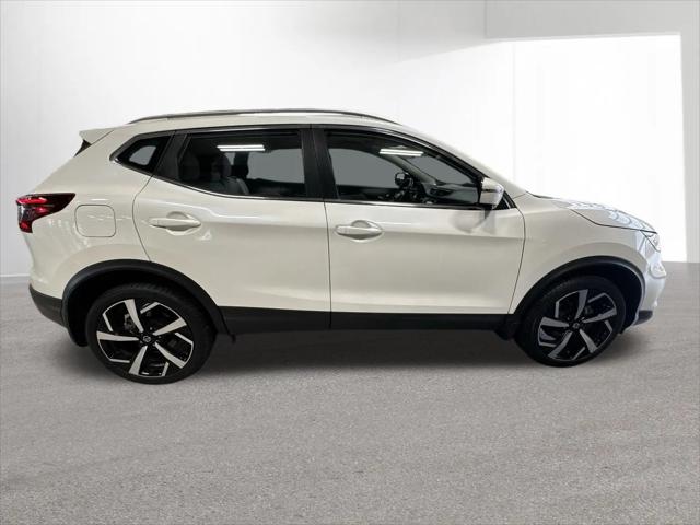 2022 Nissan Rogue Sport SL AWD Xtronic CVT