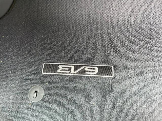 2024 Kia EV9 Wind