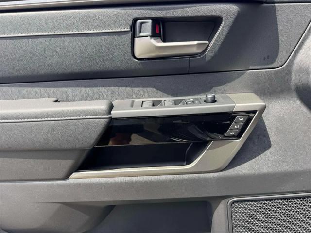 2026 Toyota Tundra Limited CrewMax 5.5' Bed