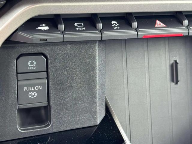 2026 Toyota Tundra Limited CrewMax 5.5' Bed