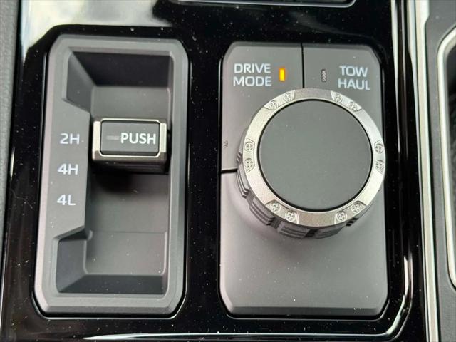 2026 Toyota Tundra Limited CrewMax 5.5' Bed