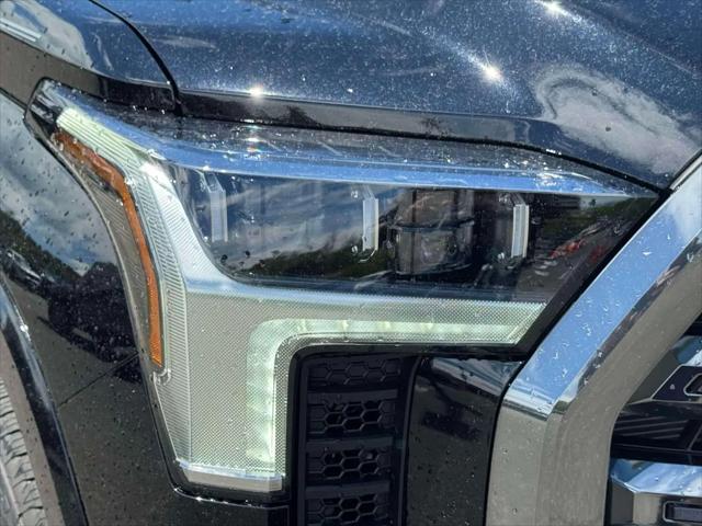 2026 Toyota Tundra Platinum CrewMax 5.5' Bed