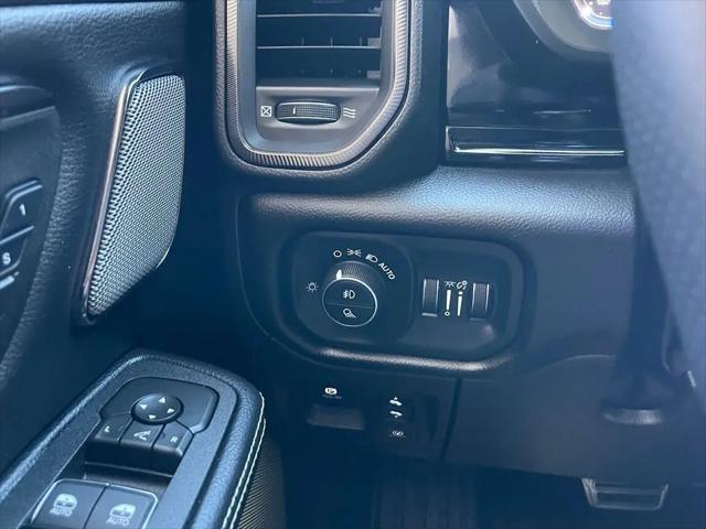 2026 Ram 1500 Rebel Crew Cab 4x4 5'7" Box