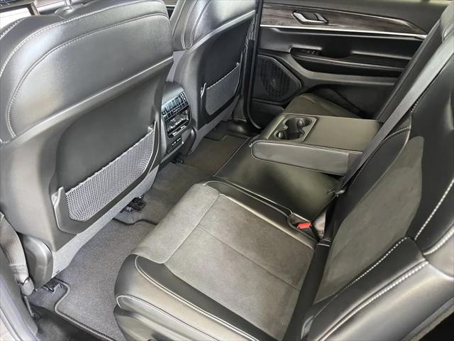 2026 Jeep Grand Cherokee L Altitude 4x4