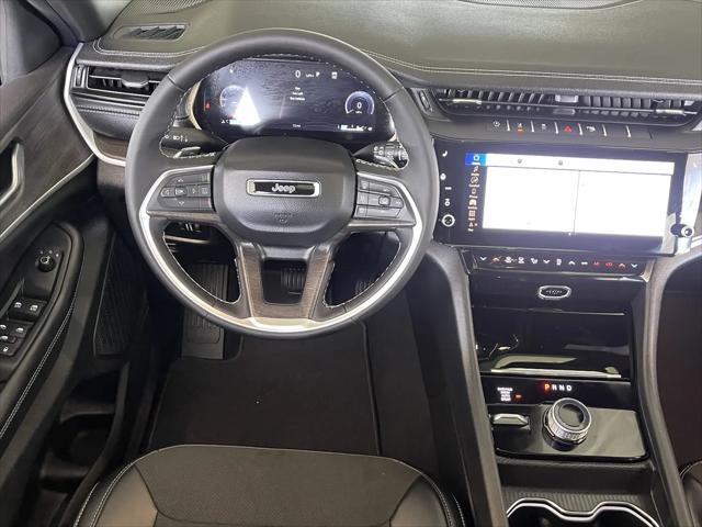 2026 Jeep Grand Cherokee L Altitude 4x4