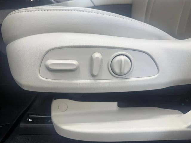 2023 Buick Enclave Essence AWD