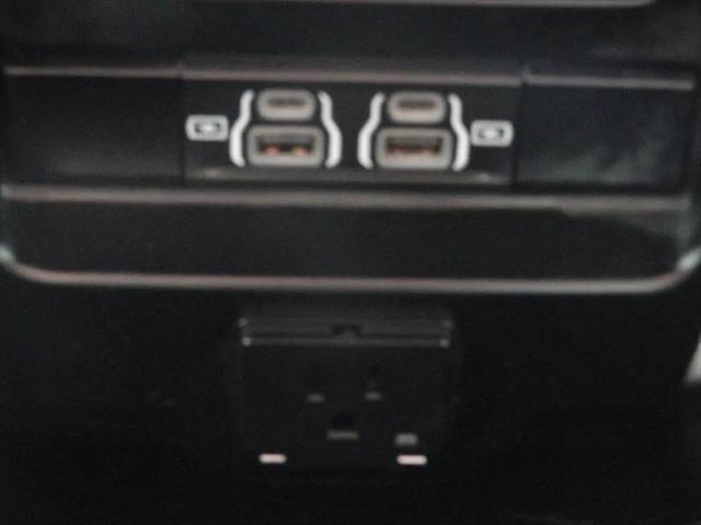 2022 Ram 1500 Lone Star Crew Cab 4x2 5'7" Box