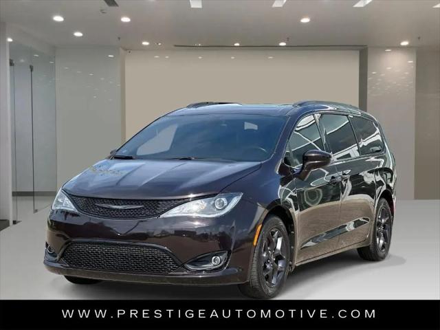 2019 Chrysler Pacifica Touring L Plus for sale in Warren, MI