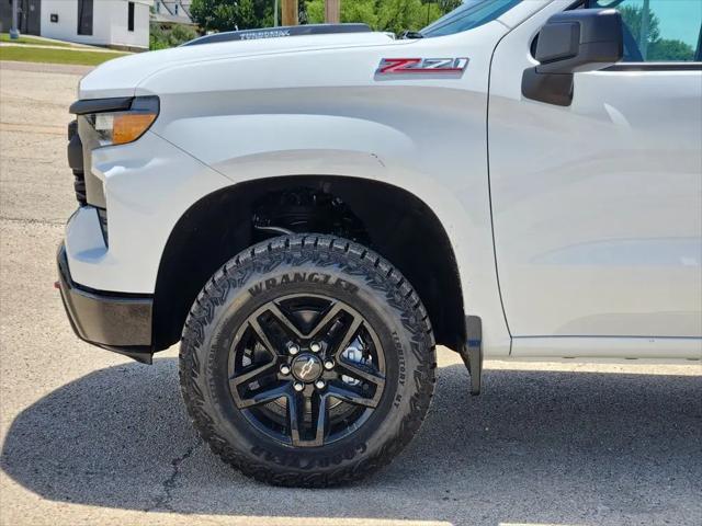 2026 Chevrolet Silverado 1500 4WD Crew Cab Short Bed Custom Trail Boss