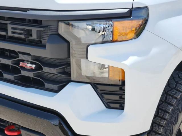 2026 Chevrolet Silverado 1500 4WD Crew Cab Short Bed Custom Trail Boss