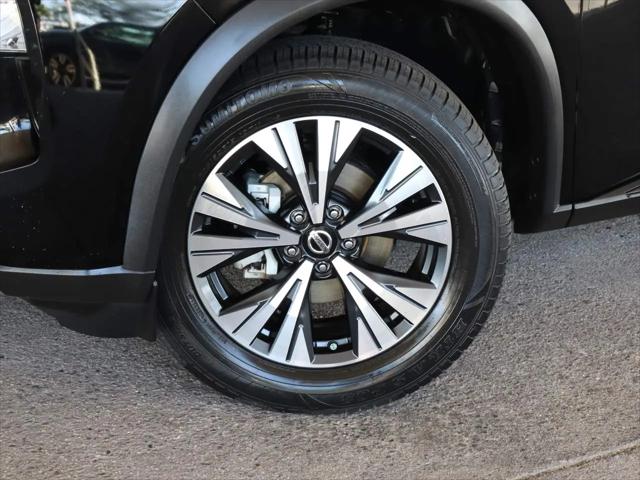 2021 Nissan Rogue SV FWD