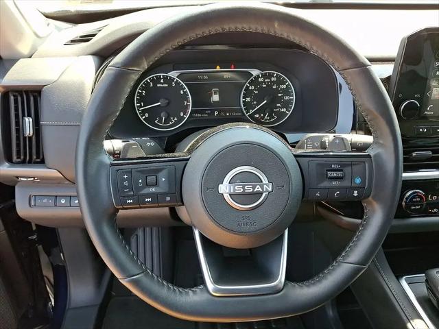 2023 Nissan Pathfinder SL 4WD