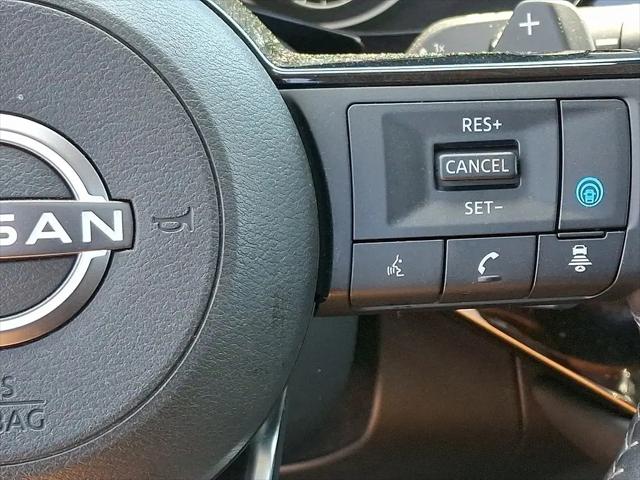 2023 Nissan Pathfinder SL 4WD