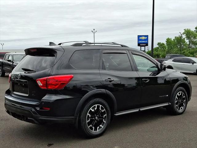 2020 Nissan Pathfinder SL 4WD