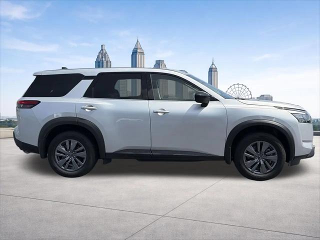 2025 Nissan Pathfinder S FWD