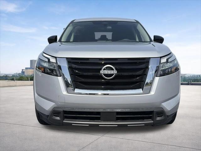 2025 Nissan Pathfinder S FWD
