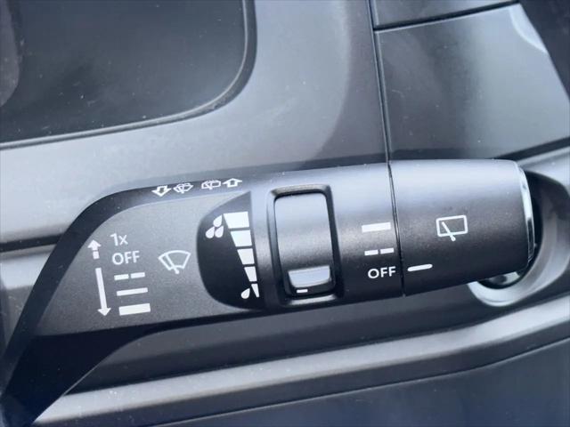 2025 Nissan Pathfinder S FWD