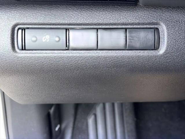 2025 Nissan Pathfinder S FWD
