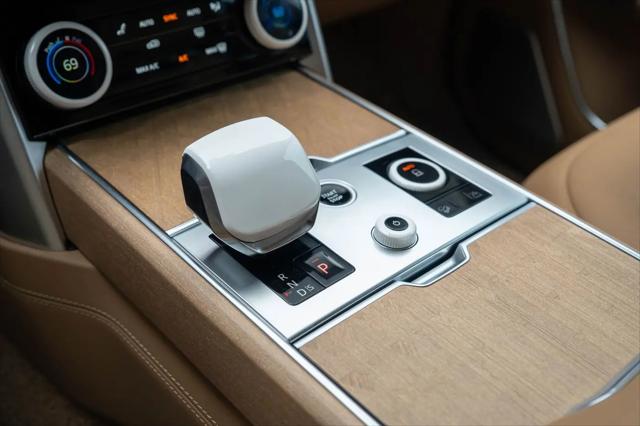 2023 Land Rover Range Rover SV