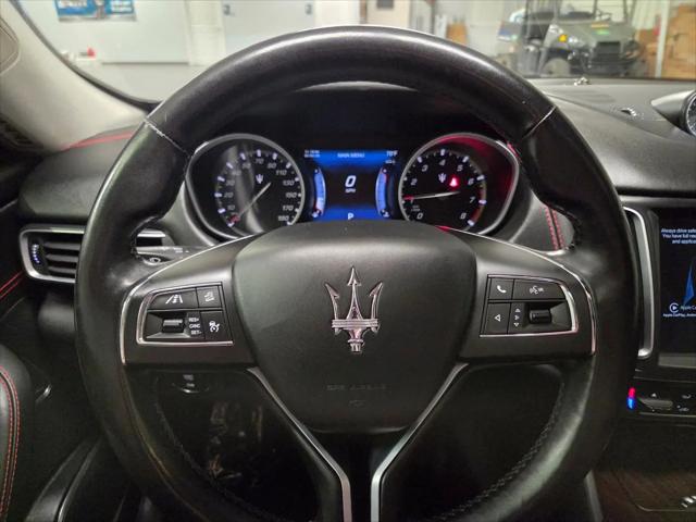 2017 Maserati Levante Standard