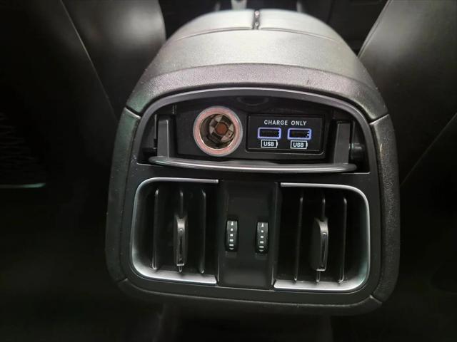 2017 Maserati Levante Standard