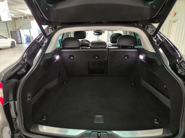 2017 Maserati Levante Standard