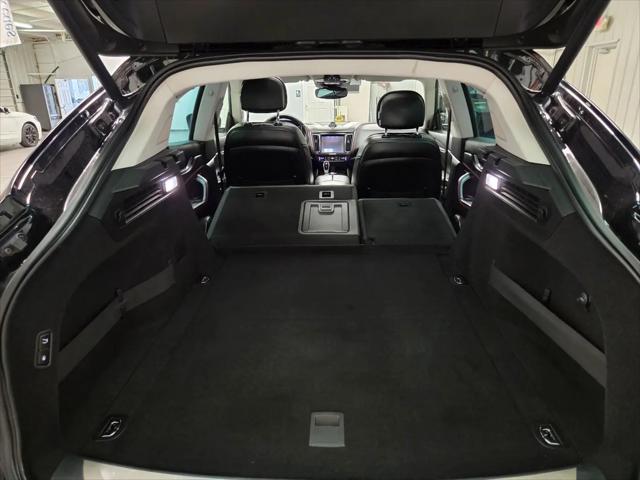 2017 Maserati Levante Standard