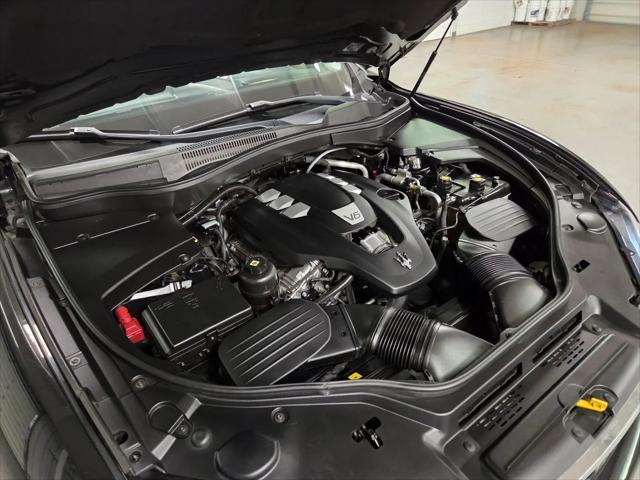 2017 Maserati Levante Standard