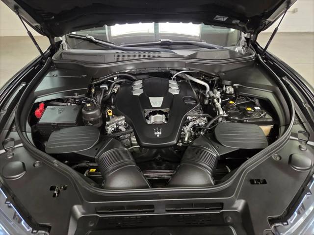 2017 Maserati Levante Standard