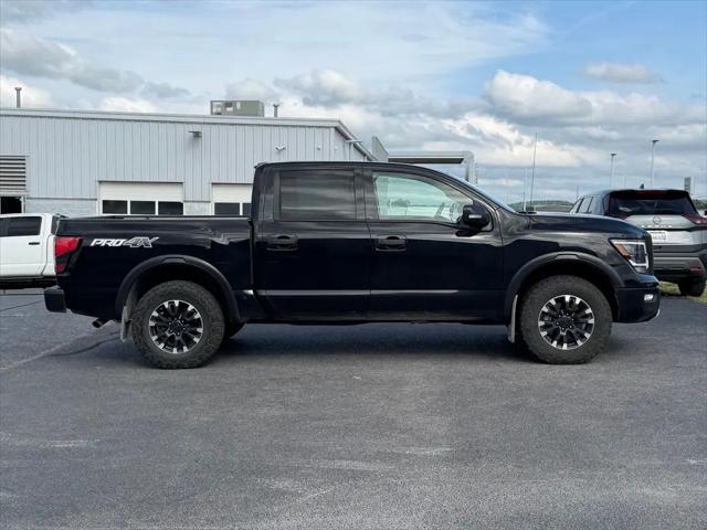 2021 Nissan Titan Crew Cab PRO-4X 4x4