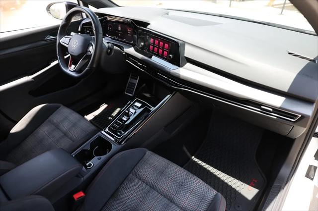 2023 Volkswagen Golf GTI 2.0T 40th Anniversary Edition