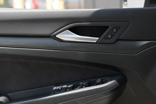 2023 Volkswagen Golf GTI 2.0T 40th Anniversary Edition